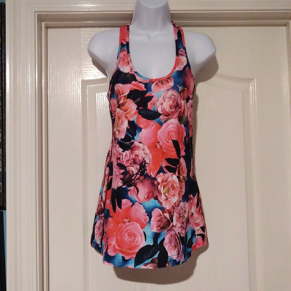 Lululemon Cool Racerback Secret Garden Yoga Running Activewear Feminine 8